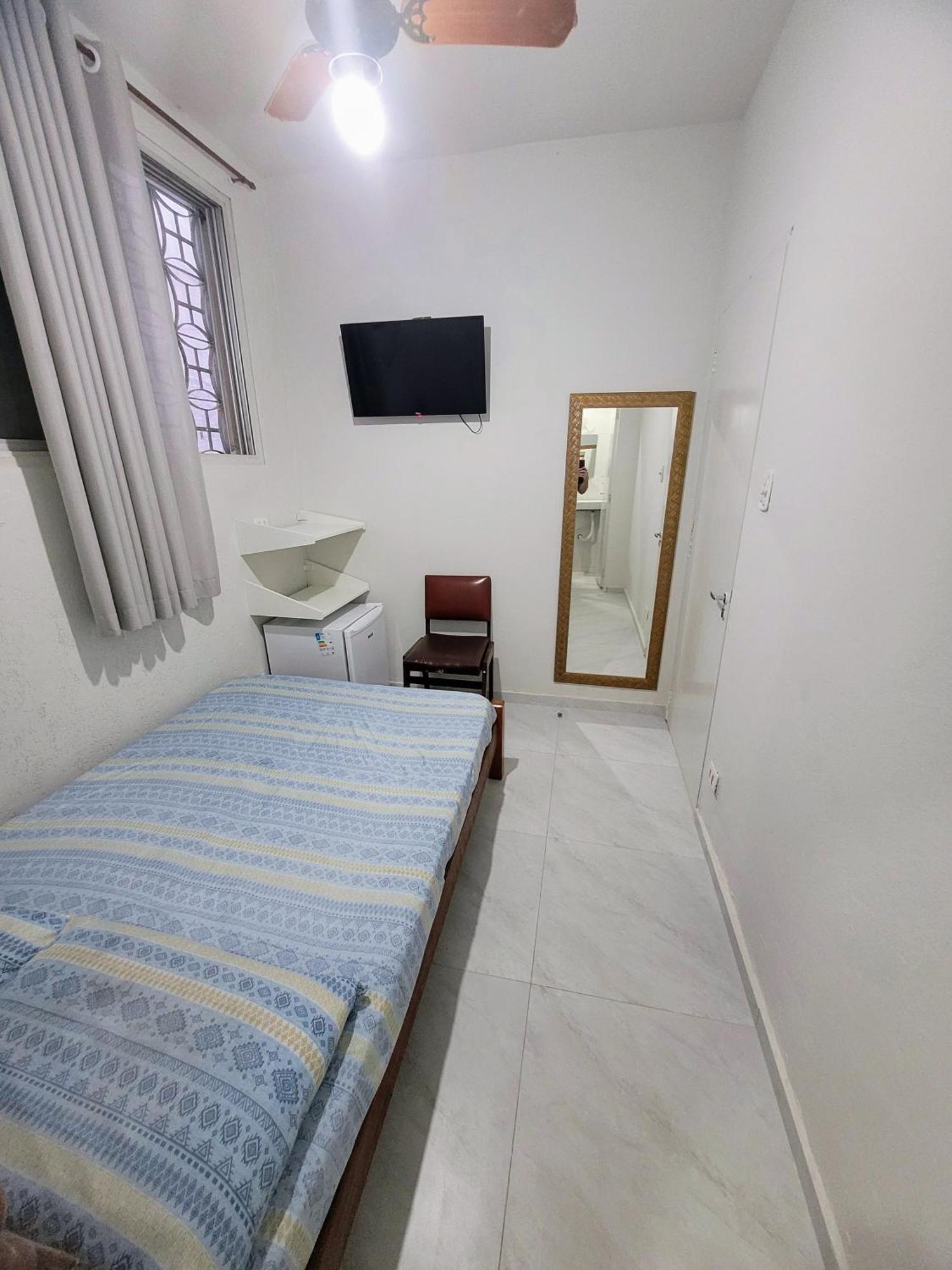 Guaruja Praia Hotel Economico Екстер'єр фото