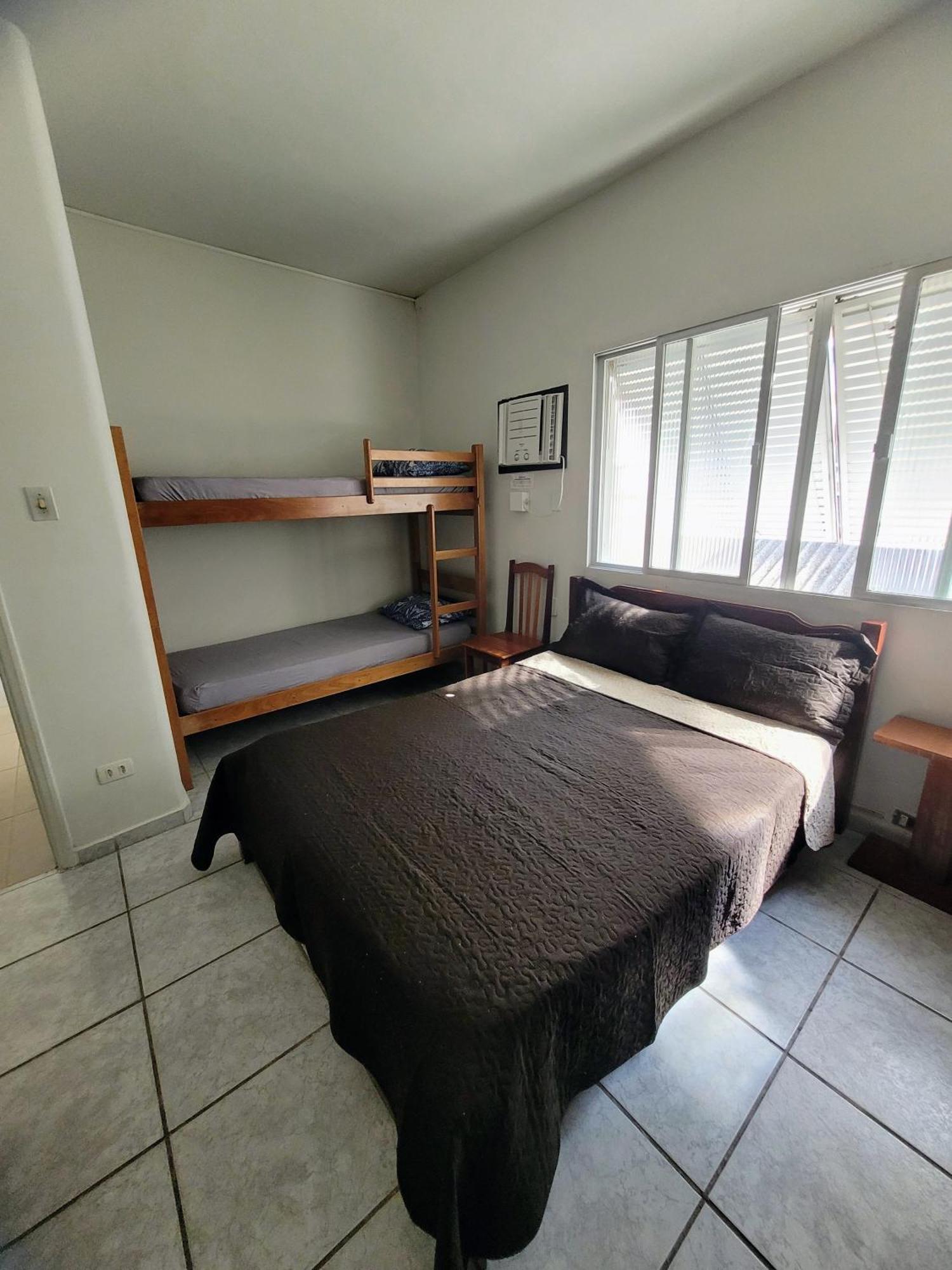 Guaruja Praia Hotel Economico Екстер'єр фото